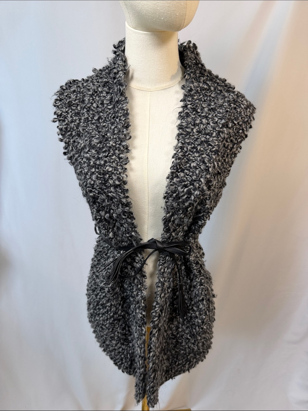 NWOT Abercrombie & Fitch Wool Alpaca Boucle Belted Sweater Vest S